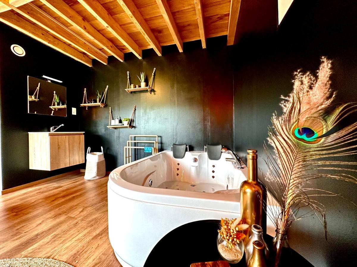 Hour House - Esc'Appart Houyet Extérieur photo