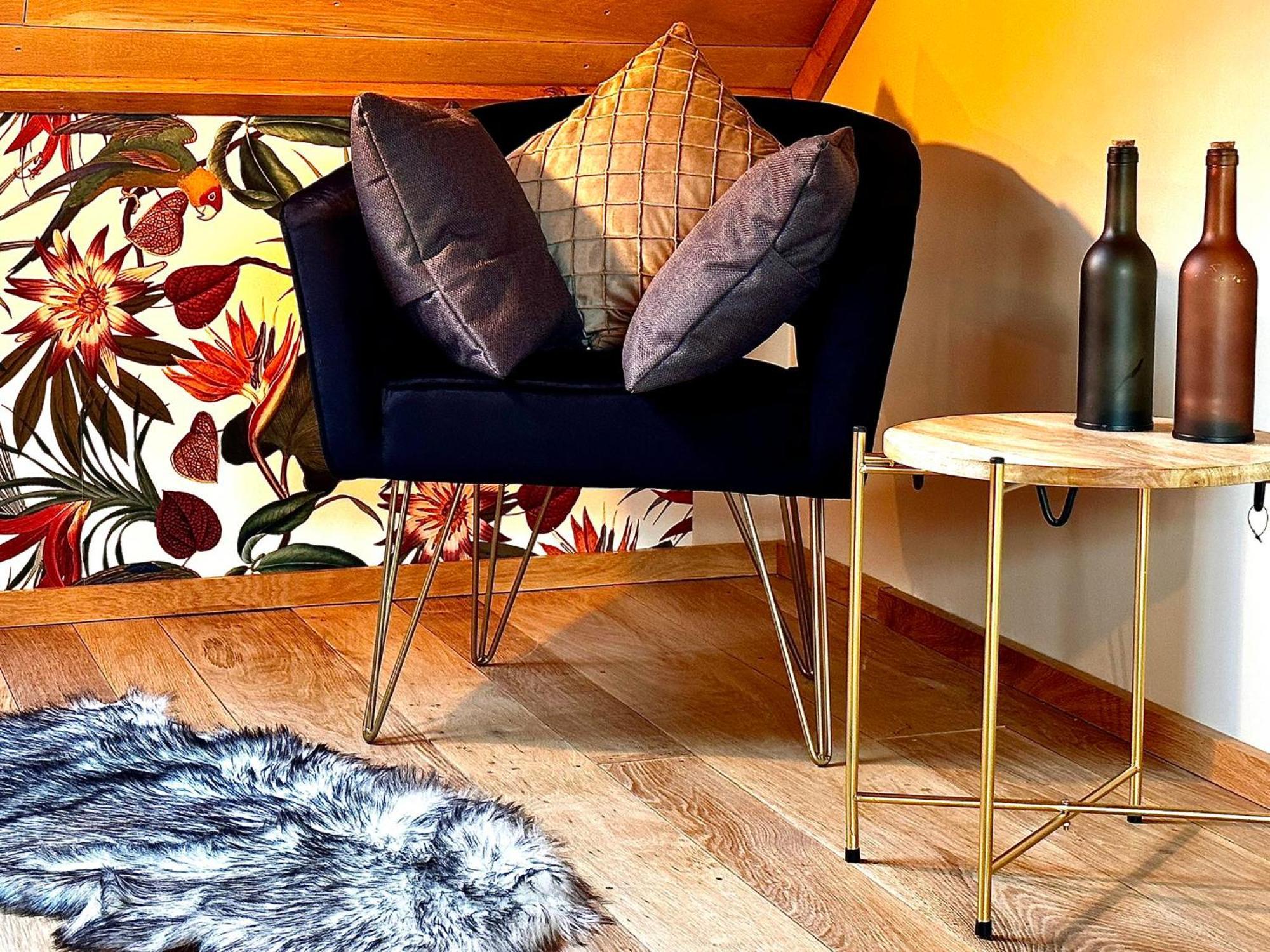Hour House - Esc'Appart Houyet Extérieur photo